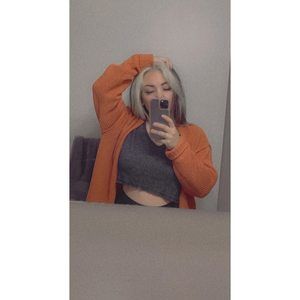 Meet your Posher, Charlie-ann